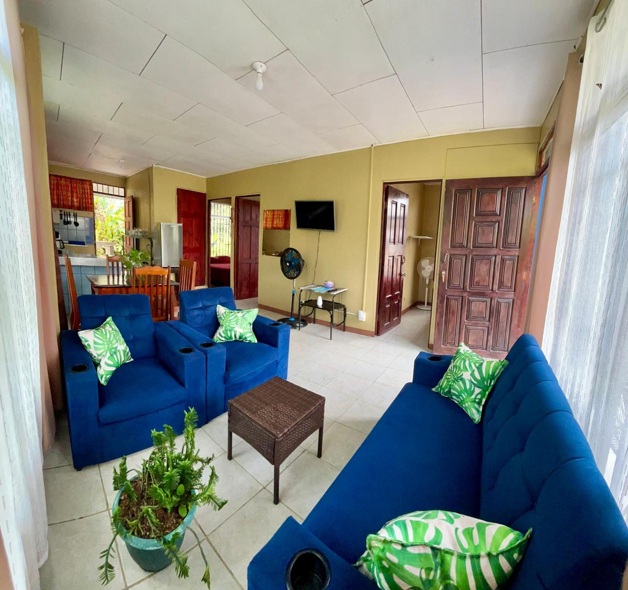 Maison d'hôtes Blue House à Puerto Jiménez Extérieur photo